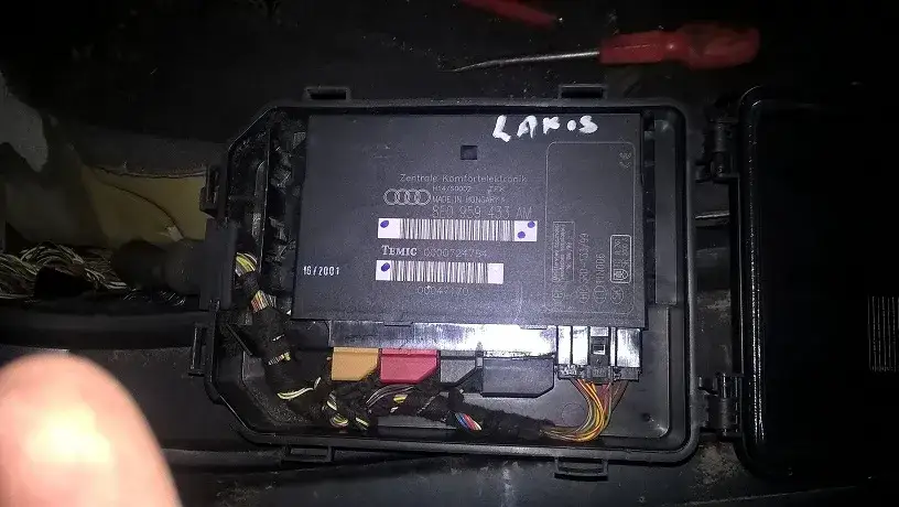 Jak zakodować kluczyk Audi A4 B6 - uniknij problemów z programowaniem