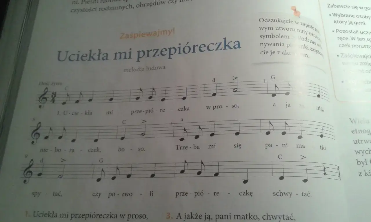 Fragment nut z piosenką "Uciekła mi przepióreczka" z literami i cyframi.