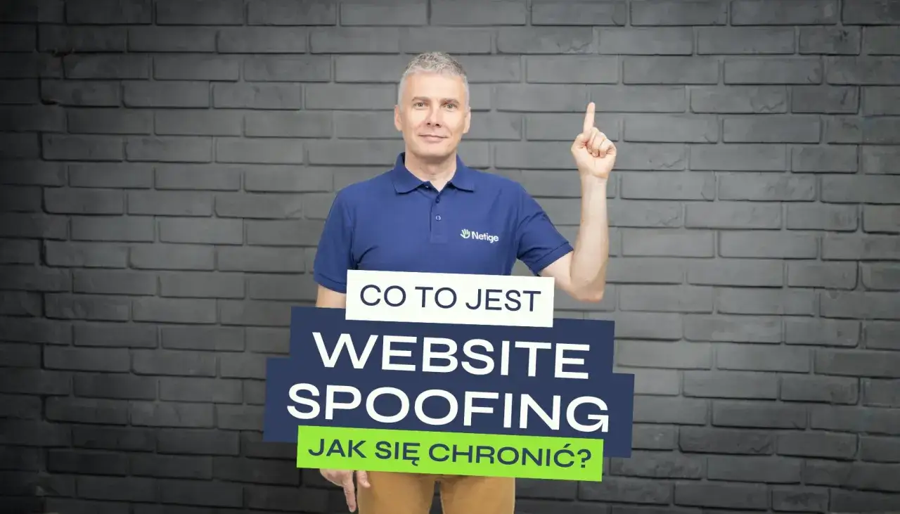 Mężczyzna wyjaśnia, co to website spoofing i jak się chronić.