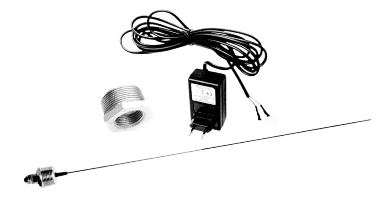 Zestaw zawiera anoda tytanowa, zasilacz i metalowy adapter.