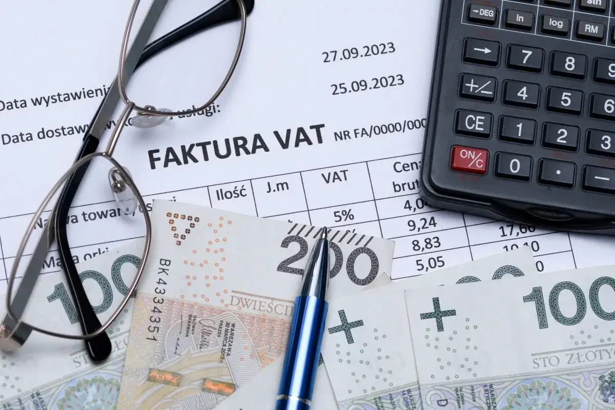 Czy można wystawić fakturę w niedzielę? Sprawdź przepisy i zasady