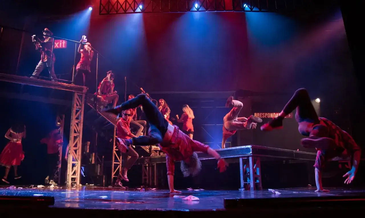 Teatr Buffo Metro: Niezapomniane przedstawienie, które musisz zobaczyć