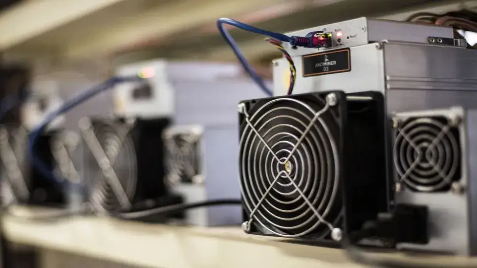 Koparka kryptowaluty co to jest i jak wpływa na rynek cyfrowy