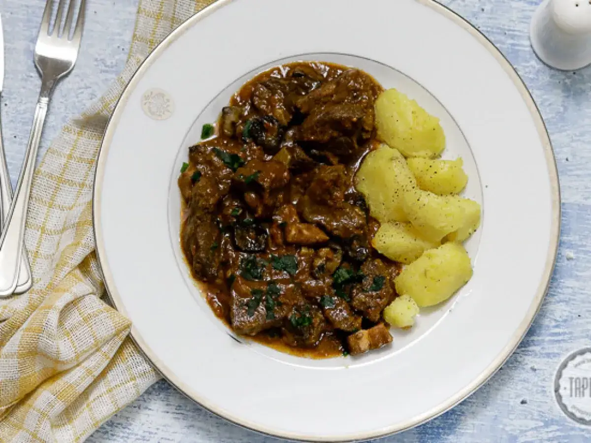Sekret wołowiny po burgundzku: Jak zrobić idealne Boeuf Bourguignon?