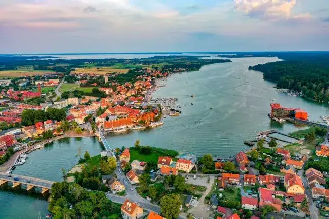 Ostrołęka atrakcje - odkryj niezwykłe miejsca i historie w mieście
