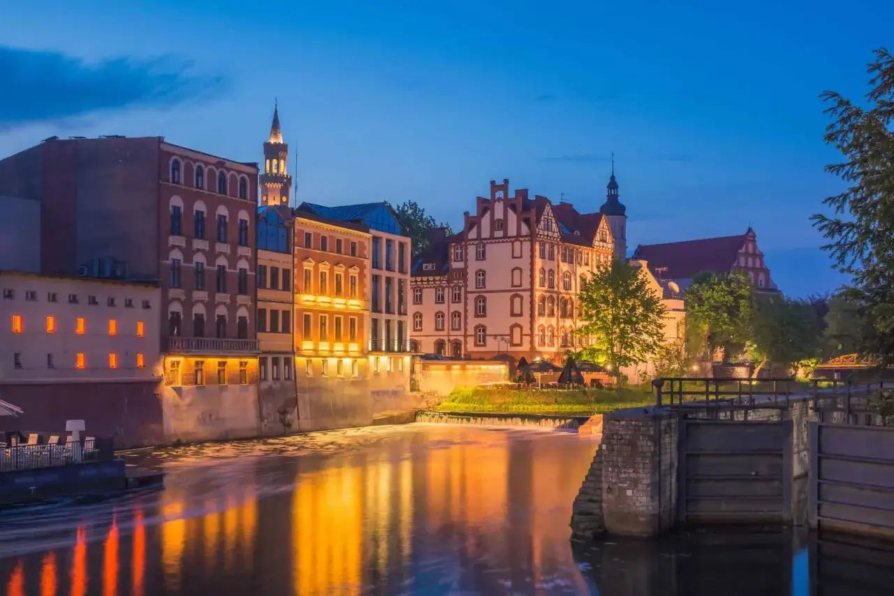 Czerna atrakcje: odkryj niezwykłe miejsca i tajemnice regionu