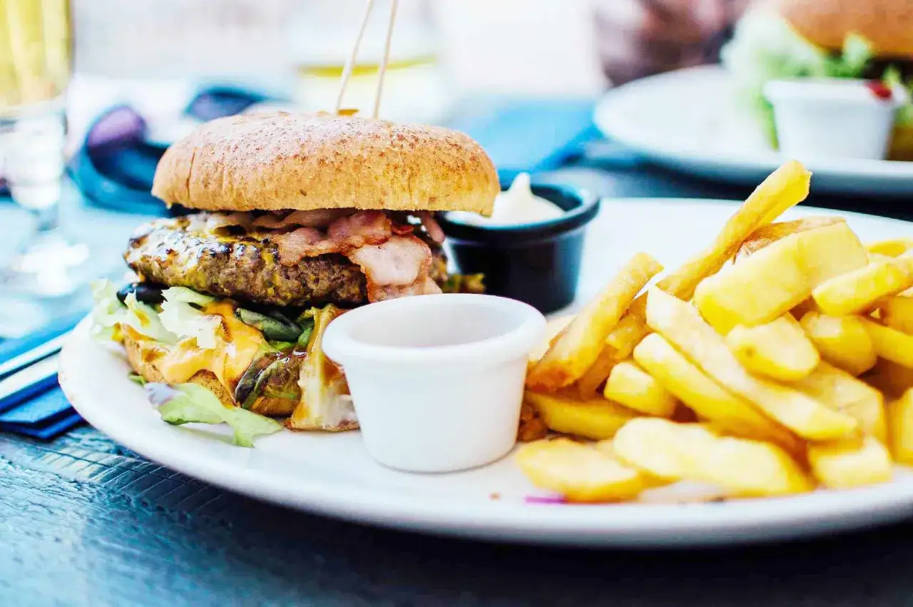 Międzygórze gdzie zjeść: najlepsze miejsca na smaczne posiłki