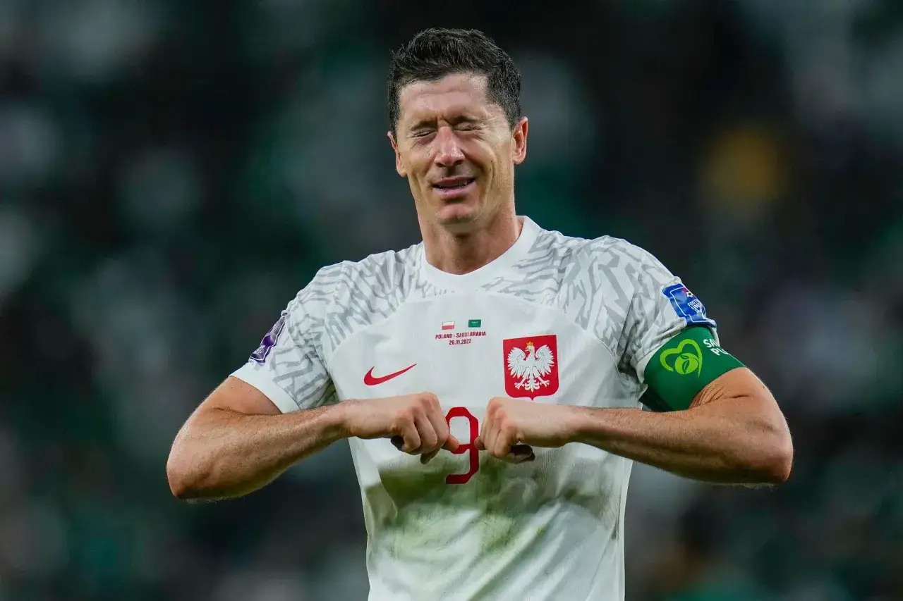 Ile zarabia Lewandowski w reprezentacji Polski? Zaskakujące kwoty!