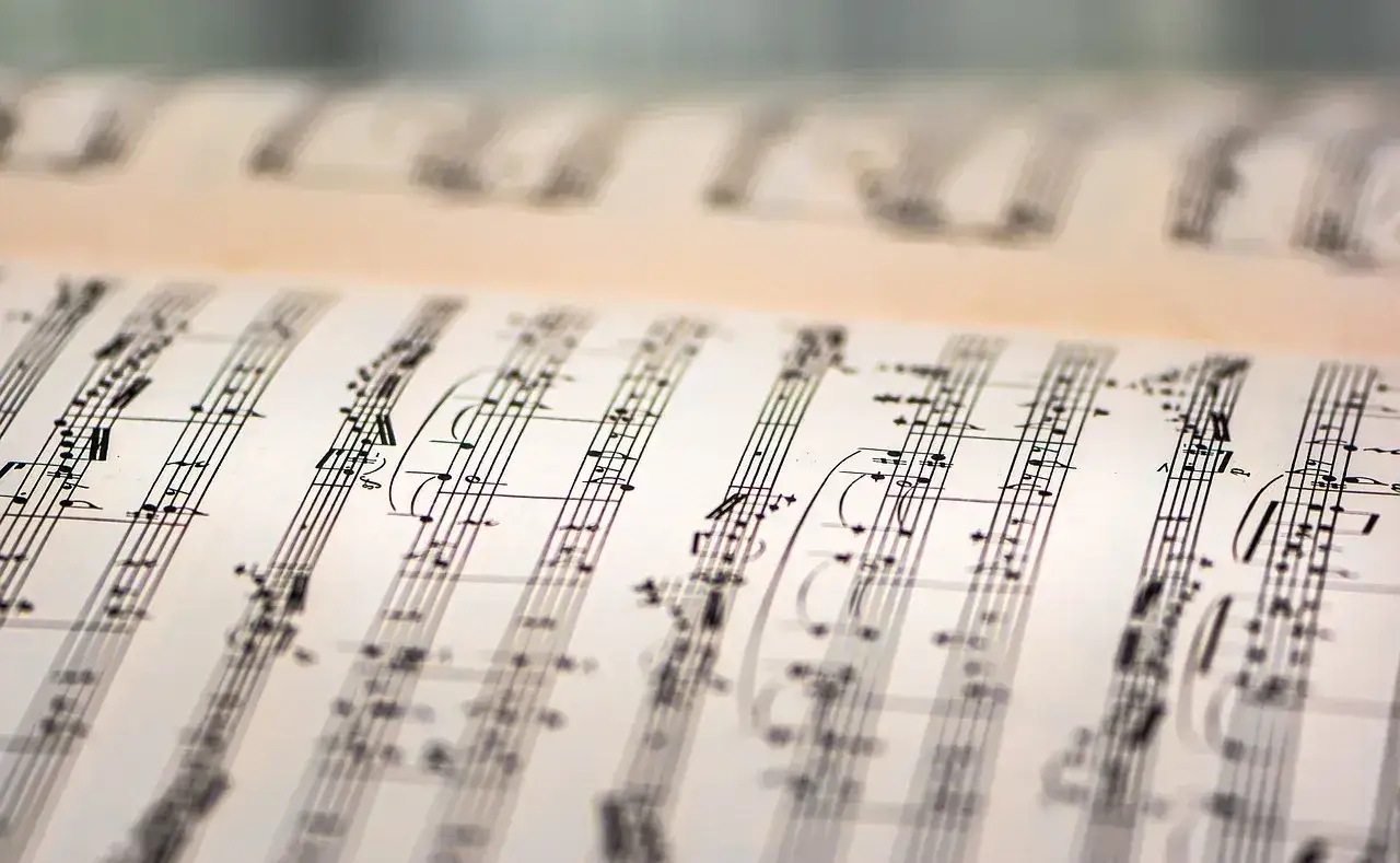 Rodzaje muzyki klasycznej: Odkryj fascynujące epoki i style