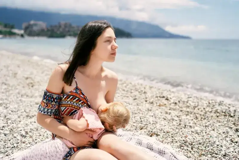 Opalanie podczas karmienia piersią - czy jest bezpieczne?