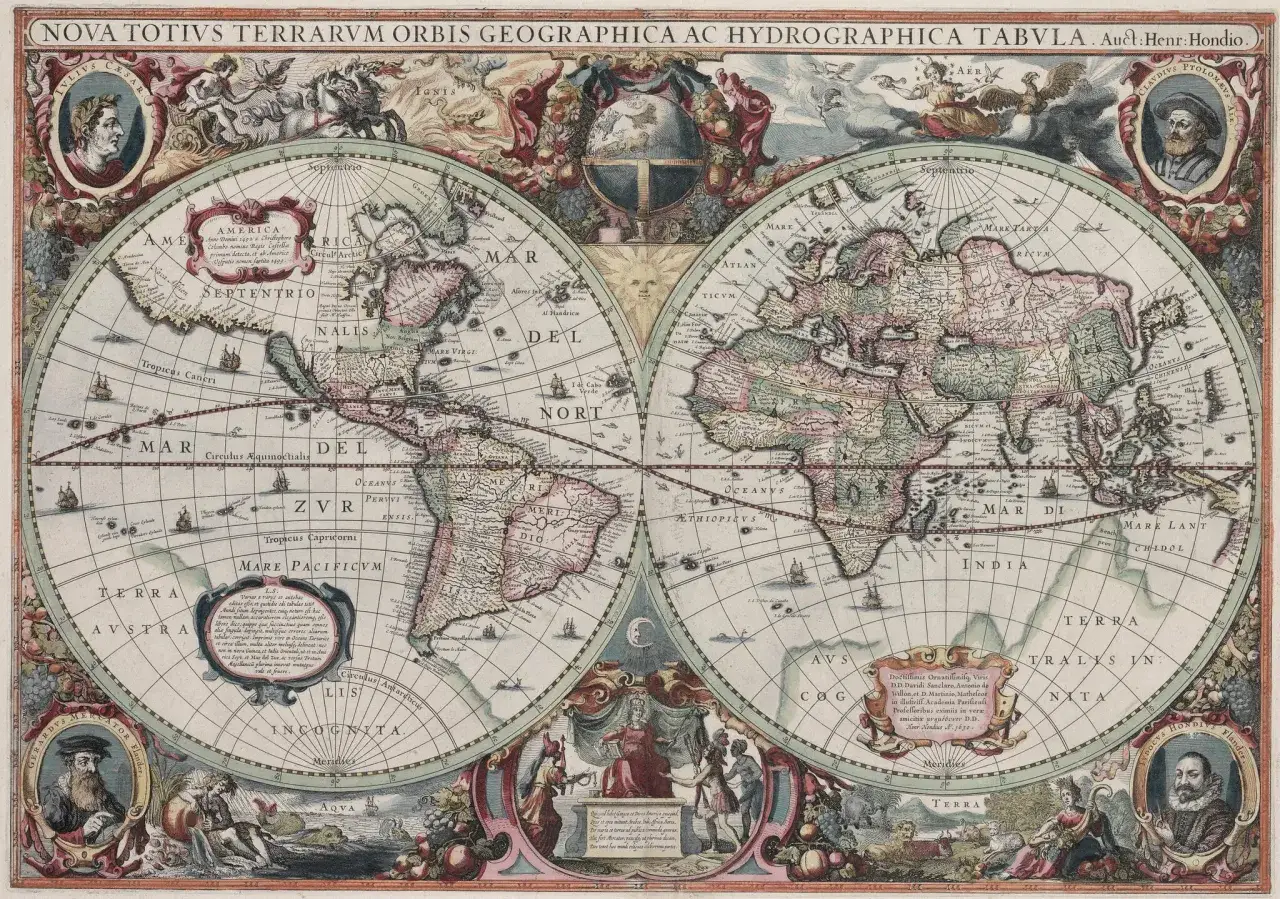 Stara, kolorowa mapa świata z portretami i ozdobnymi ramkami.