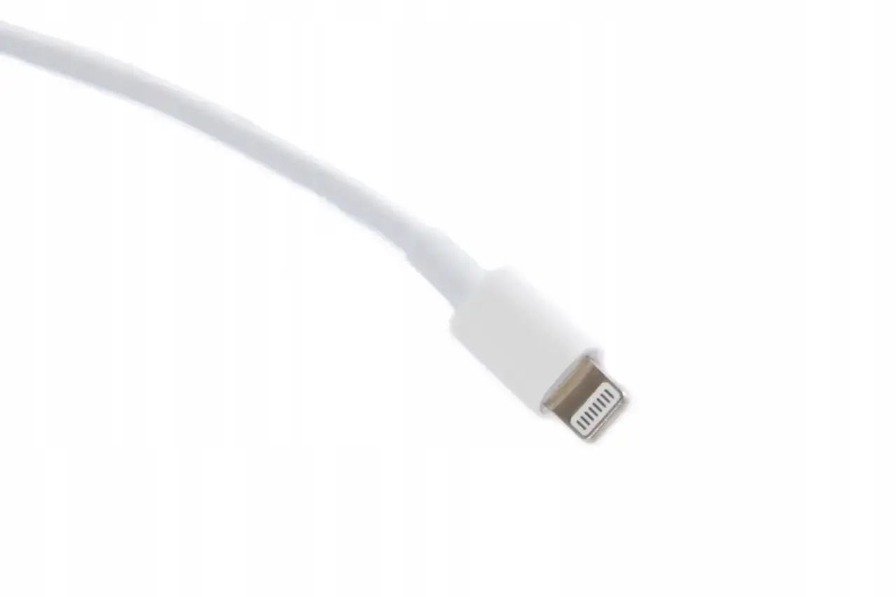Jaki kabel do iPhone 11? Wybierz najlepszy kabel do ładowania i danych