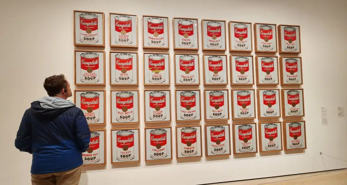 Andy Warhol puszka: Jak dzieło zupy Campbell zmieniło sztukę?