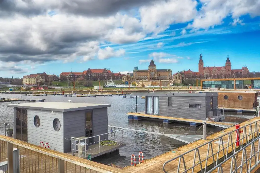 Najlepsze hotele nad wodą w Szczecinie - komfort i widoki