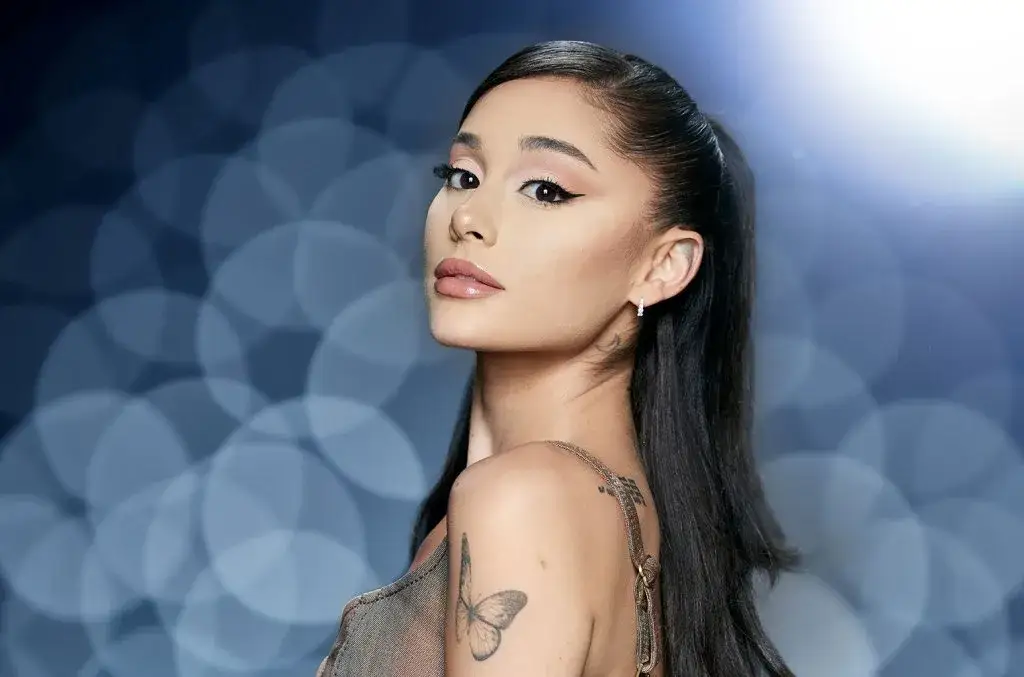 Ile lat ma Ariana Grande? Zaskakujące fakty o jej życiu i karierze