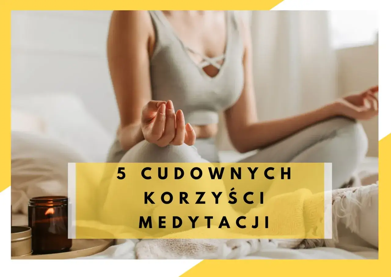 Kobieta w pozycji lotosu, symbol spokoju. Medytacja dała mi ukojenie i jasność umysłu.