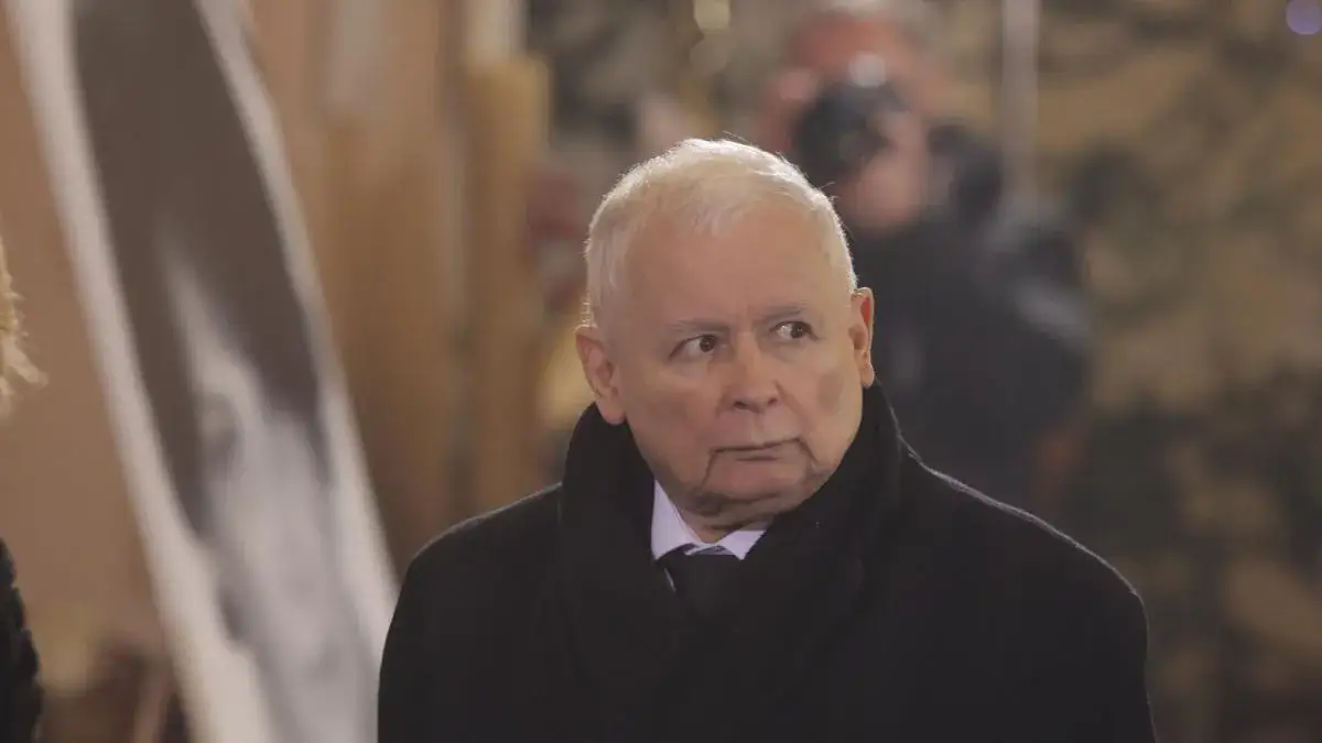 Czy Jarosław Kaczyński pobiera emeryturę? Zaskakujące szczegóły!