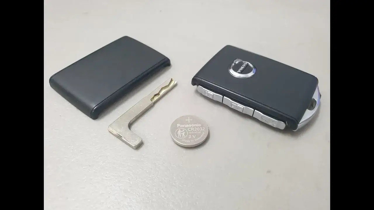 Wymiana baterii w kluczyku Volvo V40 - proste kroki, które musisz znać