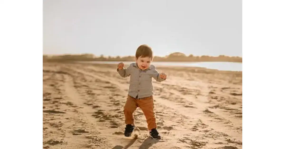 Co powinno umieć 1,5 roczne dziecko? Odkryj kluczowe umiejętności