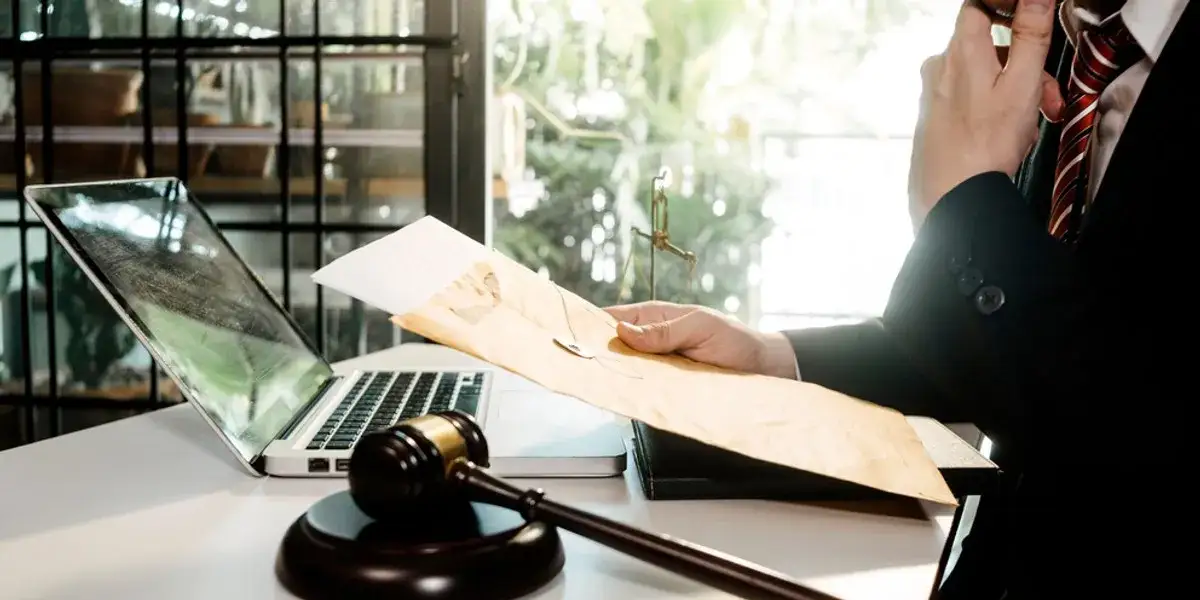 Jak ubezwłasnowolnić osobę chorą psychicznie - krok po kroku do bezpieczeństwa