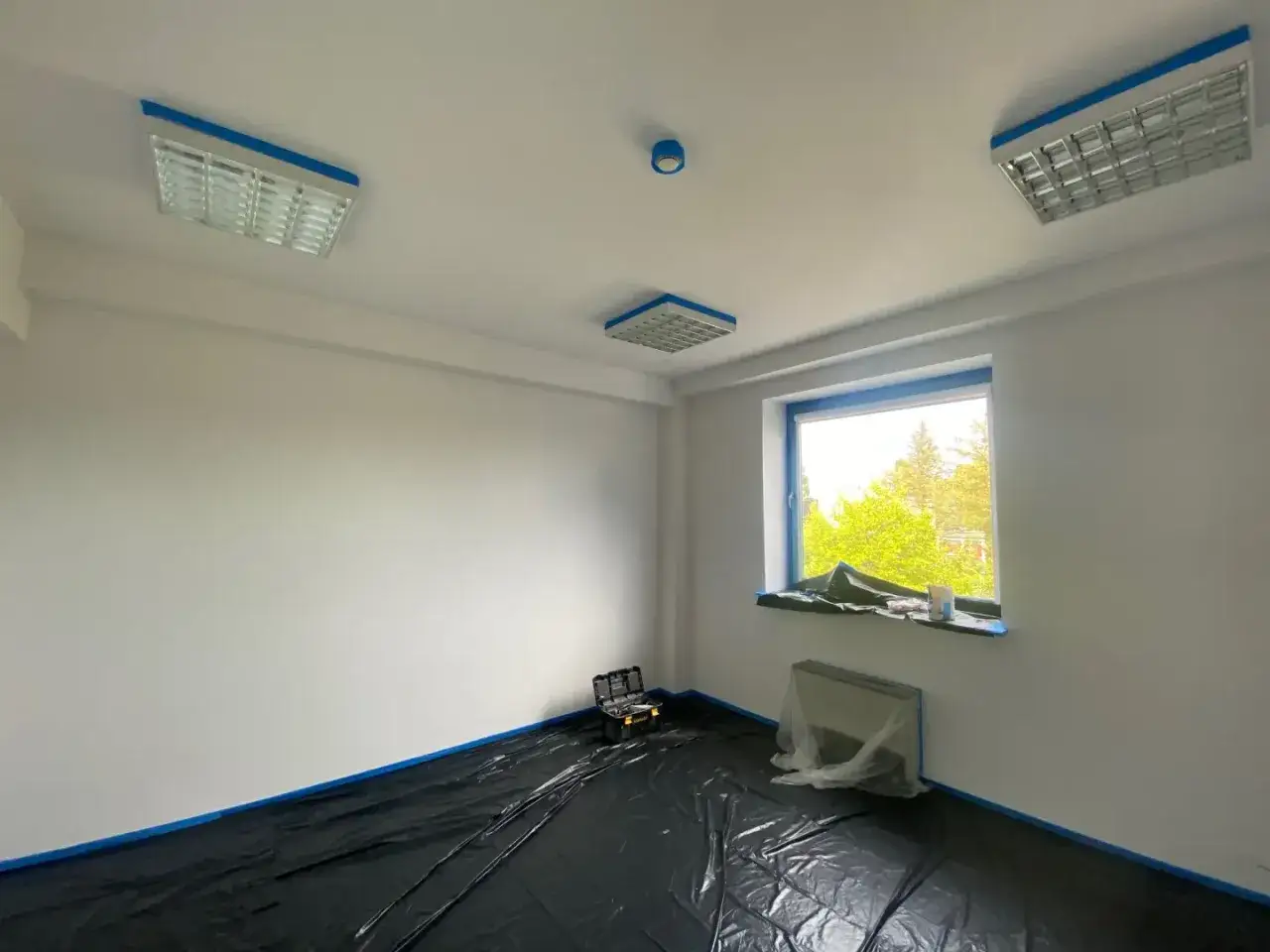 Ile za metr malowania w Holandii? Ceny, które mogą Cię zaskoczyć