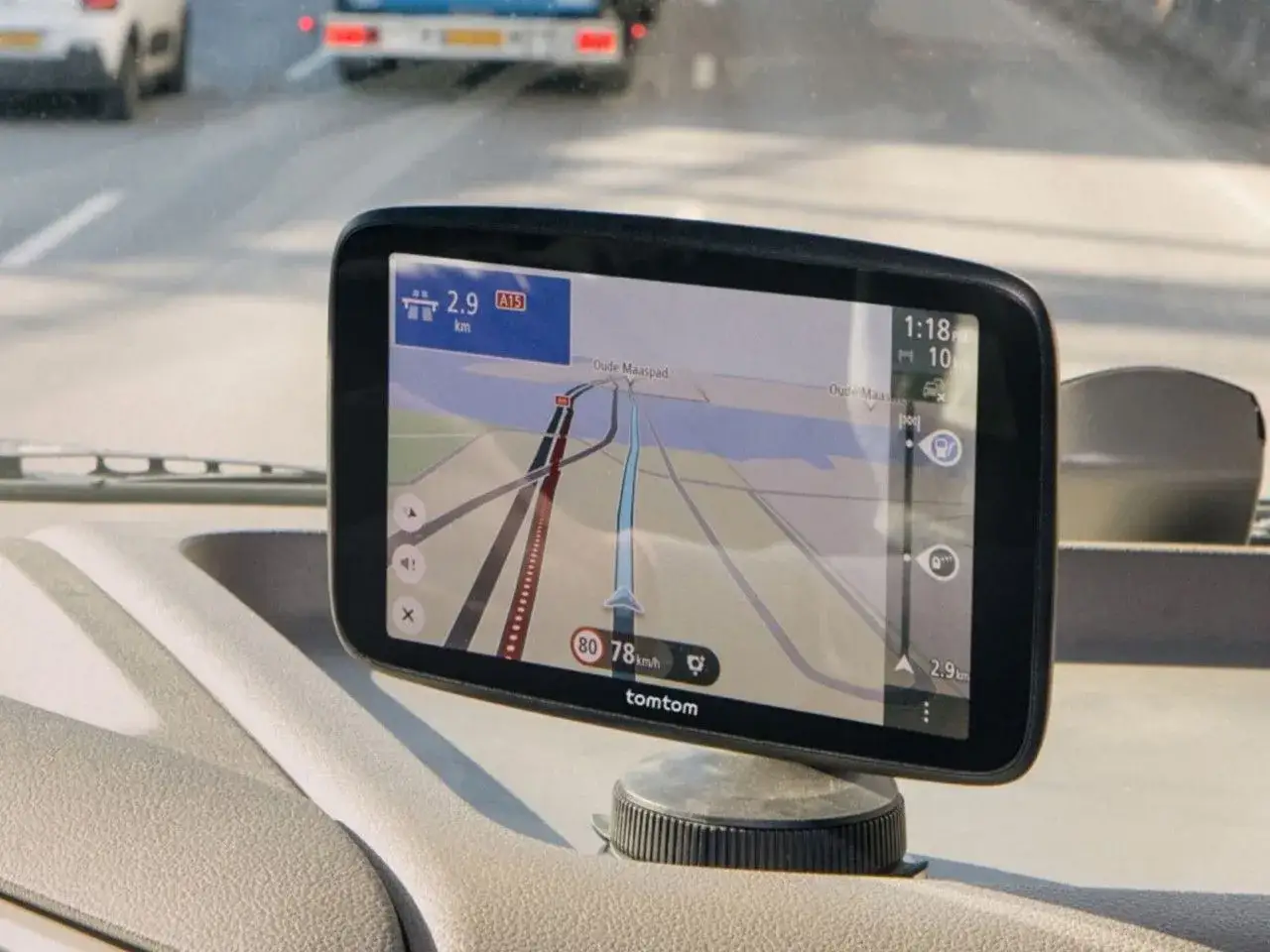 Nawigacja TomTom pokazuje trasę. Dowiedz się, jak zaktualizować nawigację TomTom, aby zawsze mieć najnowsze mapy.