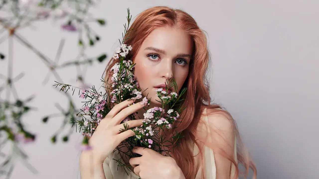 Jaką szminkę do rudych włosów wybrać, aby uniknąć błędów?