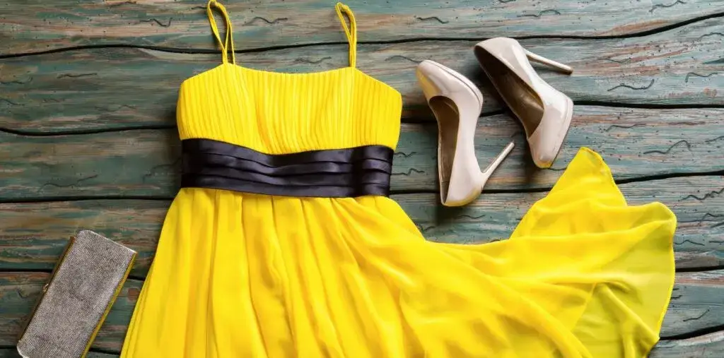 Jakie buty do żółtej sukienki – idealne wybory na każdą okazję