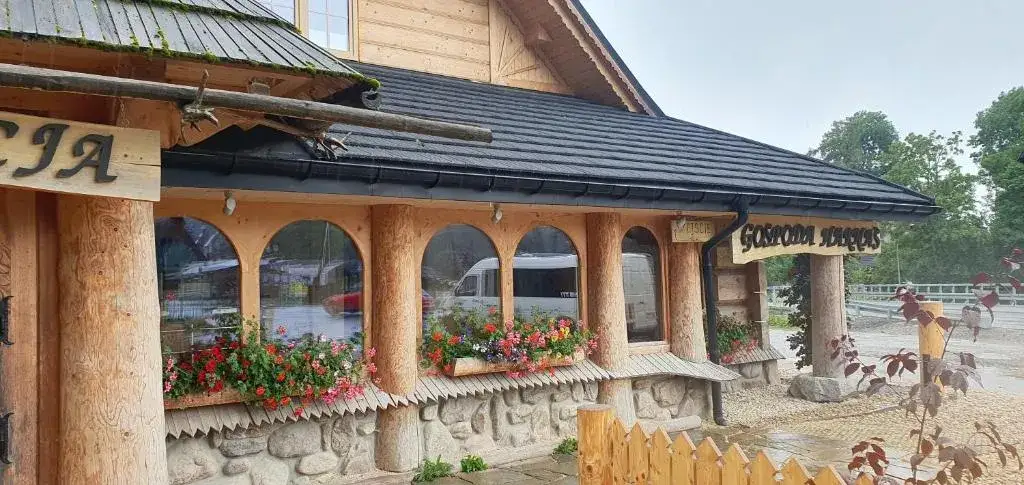 Gospoda Harnaś w Dolinie Kościeliskiej - najlepsza lokalizacja w górach