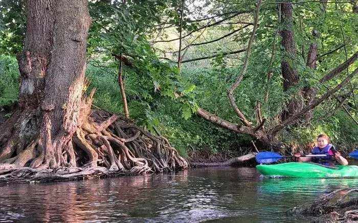 Spływ kajakowy Wejherowo: Redą planuj i płyń bez obaw!