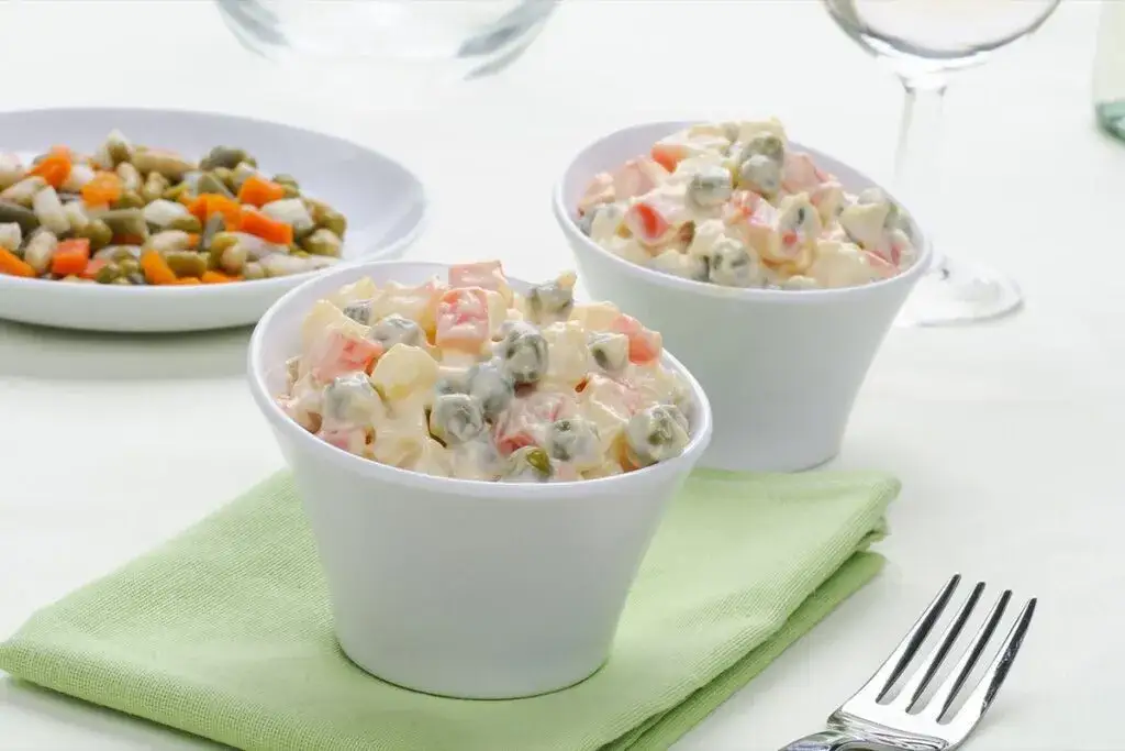 Jak zrobić dobrą sałatkę jarzynową, która zachwyci Twoich gości