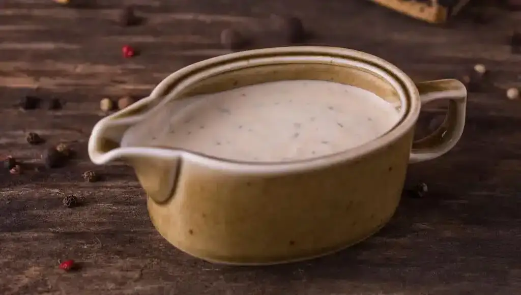 Jak dodać serek topiony do zupy bez grudek i uzyskać idealną konsystencję