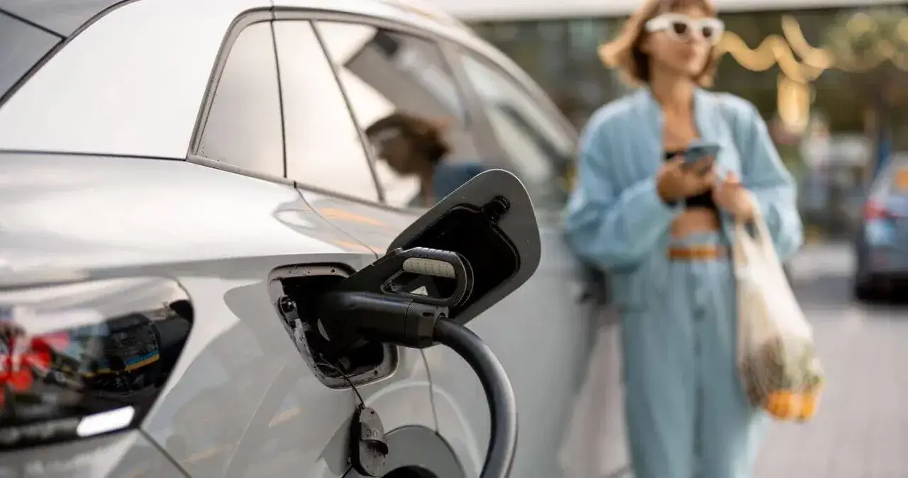 Ile kosztuje najtańszy samochód elektryczny? Zobacz ceny i zniżki!