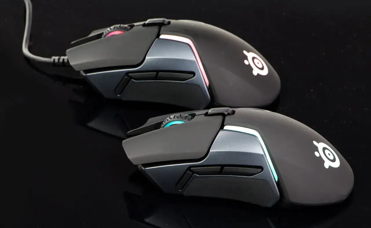 Myszka przewodowa czy bezprzewodowa - co wybrać, by nie żałować?