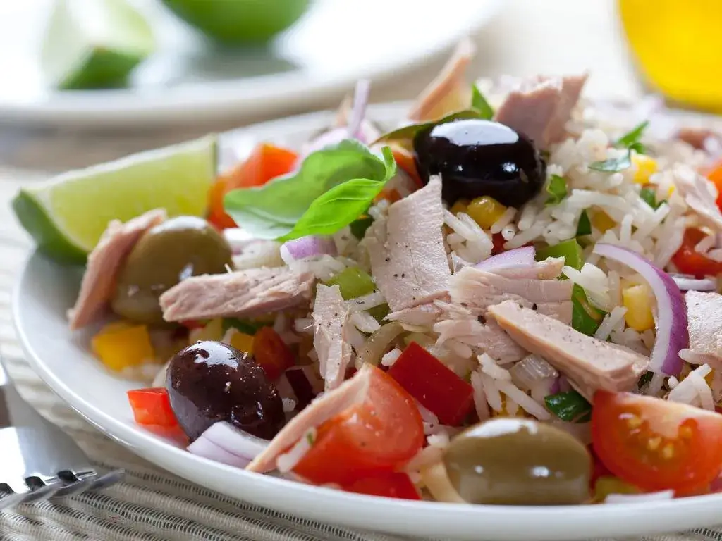 Salade de riz : quels ingrédients choisir pour une salade parfaite ?