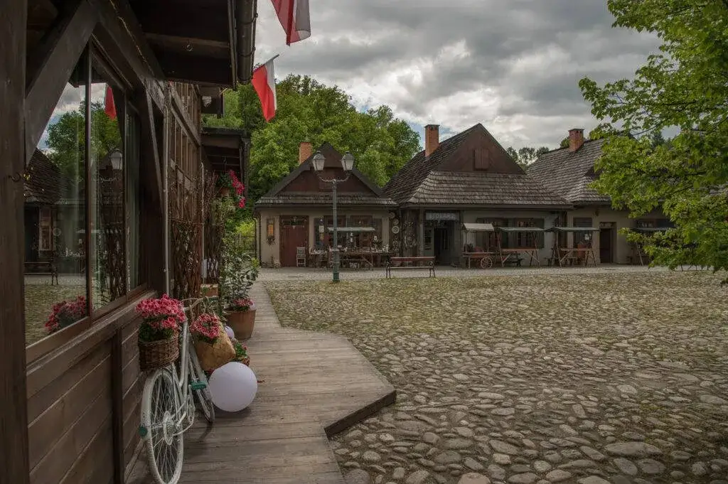 Skansen Nowy Sącz: Godziny Otwarcia, Ceny, Dojazd Planuj Wizytę!