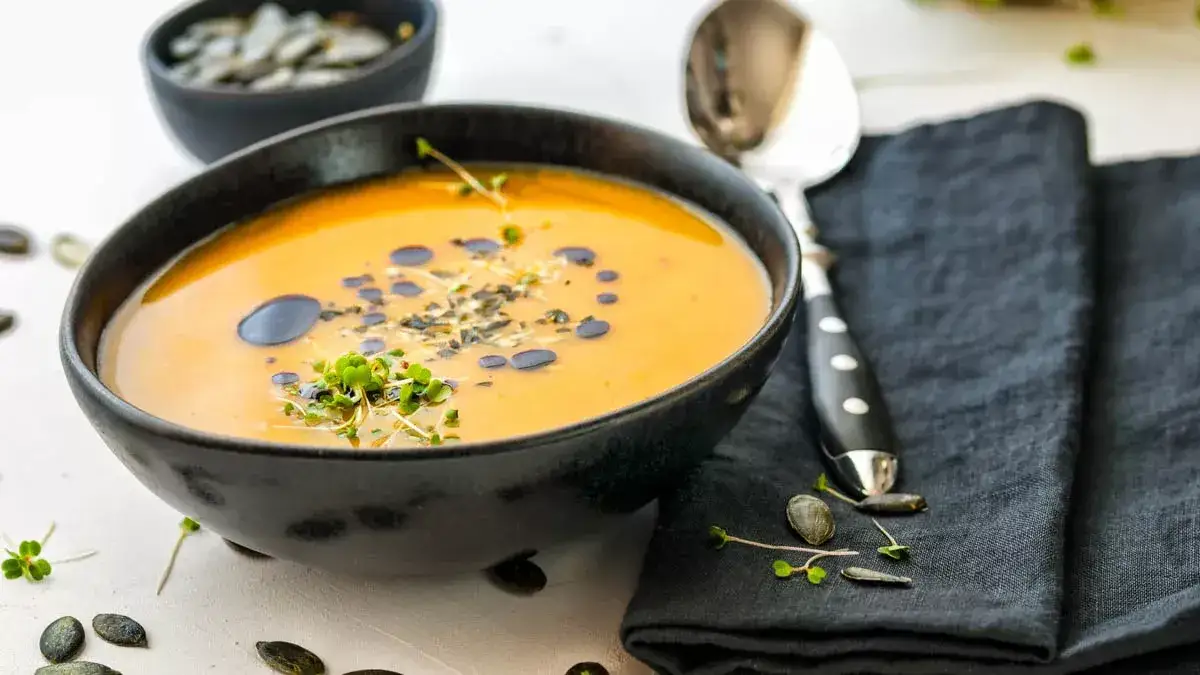 Hokkaido Kürbissuppe: Einfaches Rezept für cremigen Herbstgenuss