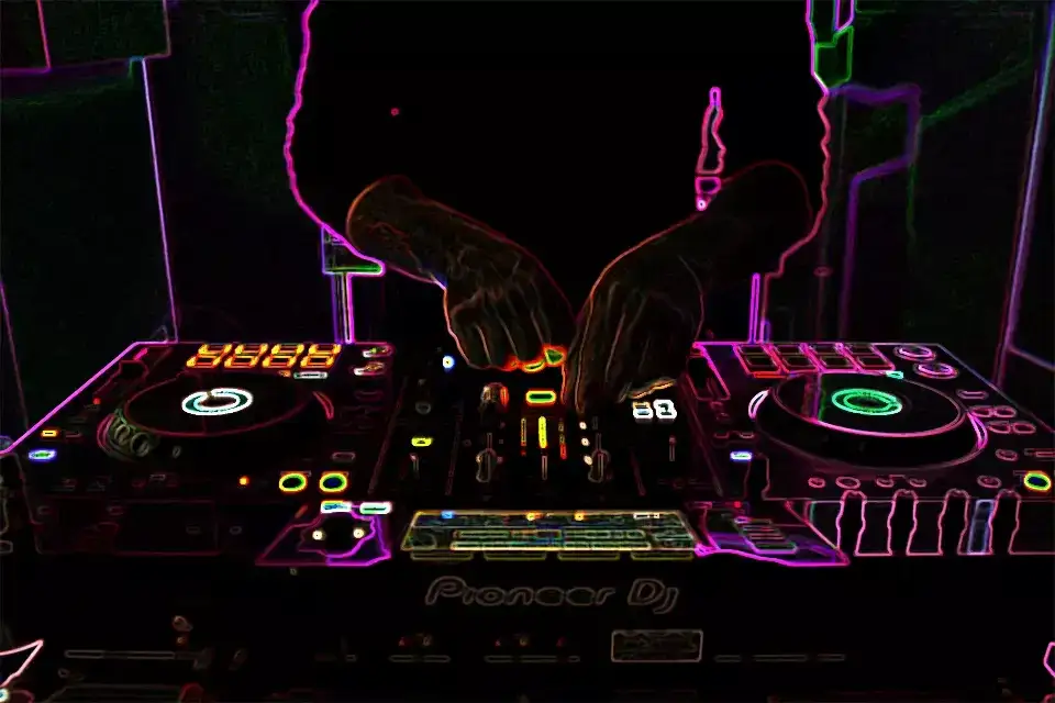 Jak zostać DJ-em w klubie: kluczowe umiejętności i sprzęt, by odnieść sukces