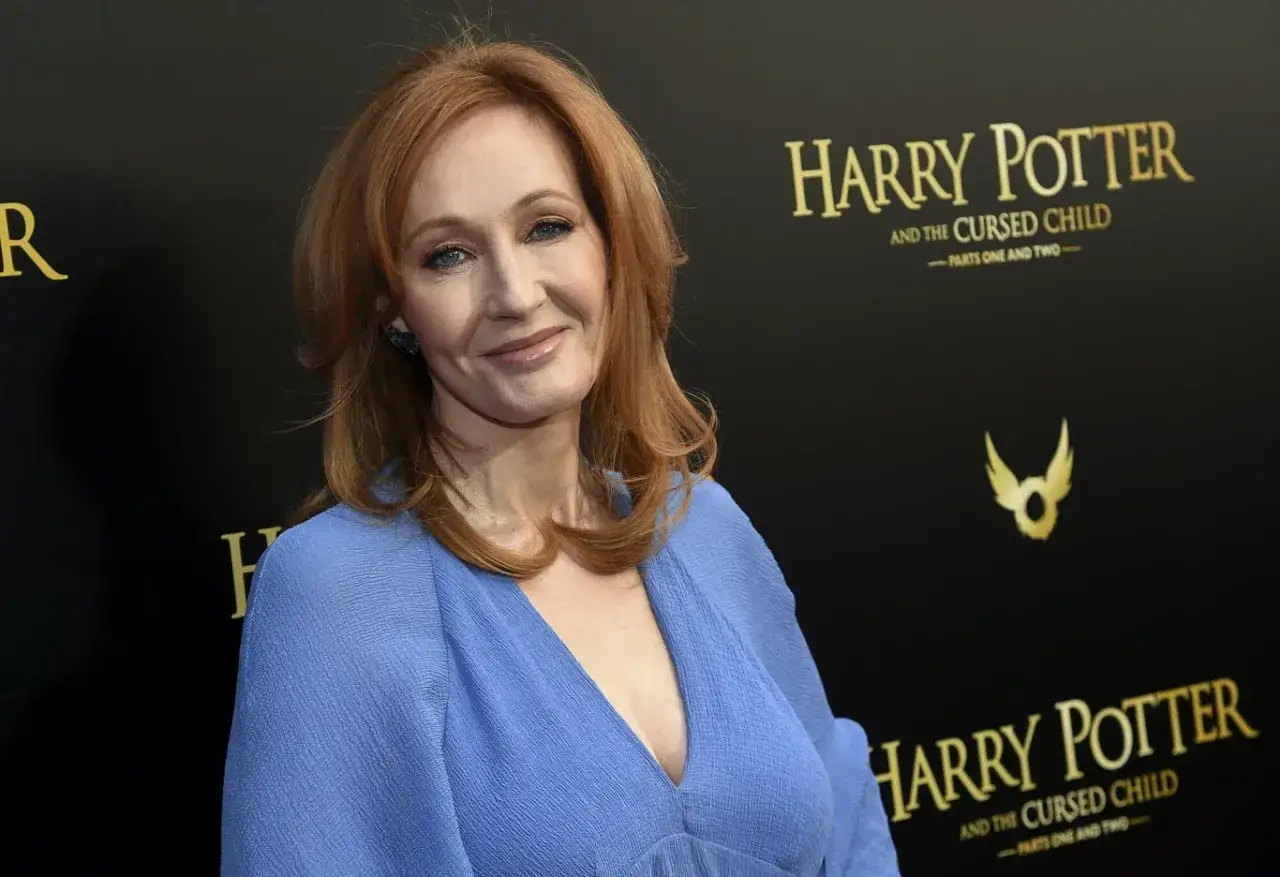 J.K. Rowling na premierze "Harry Potter i Przeklęte Dziecko", która mogłaby być filmem.