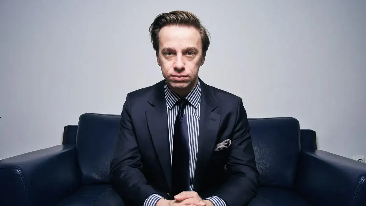 Kto finansuje Bosaka? Zaskakujące źródła wsparcia politycznego