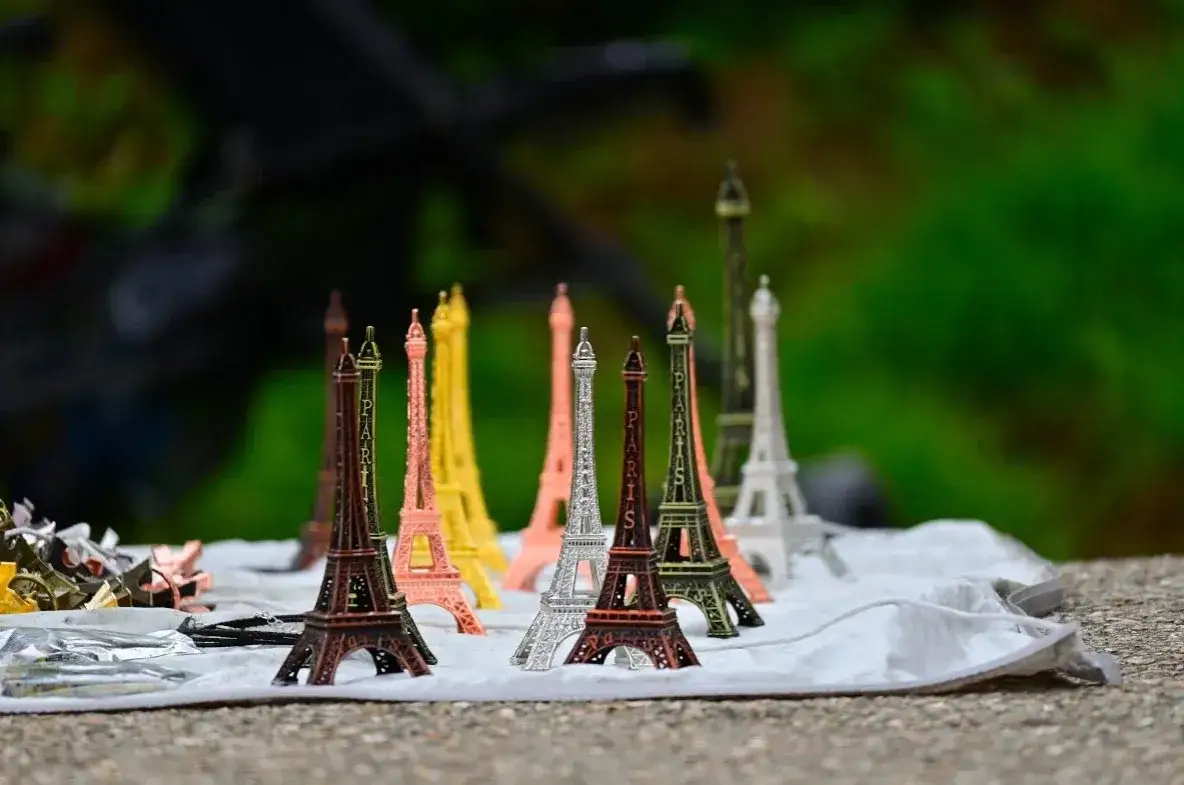 Paryż: Co kupić? Skarby, styl i Tax-Free Twój przewodnik