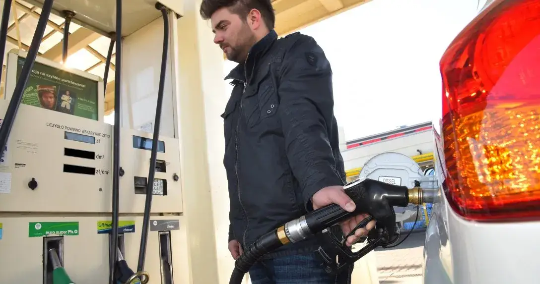 Jak wygląda diesel paliwo? Cechy i właściwości, które musisz znać