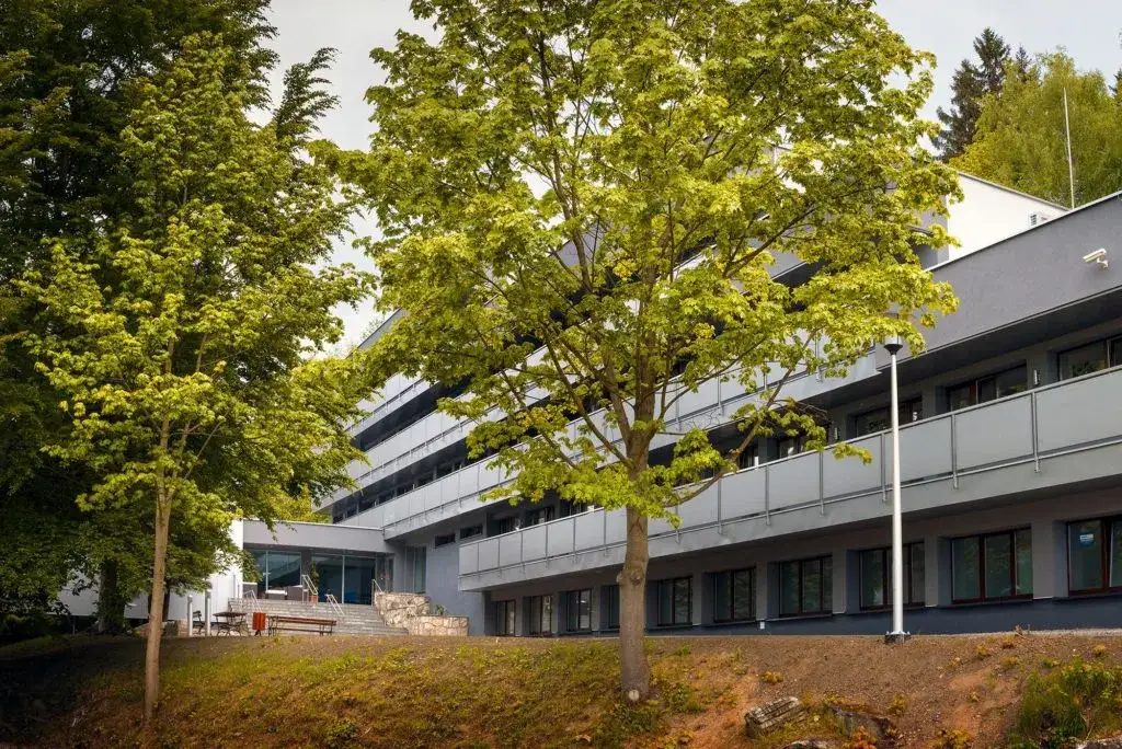 Opinie o sanatorium Lotnik w Lądku-Zdroju: co naprawdę myślą pacjenci?