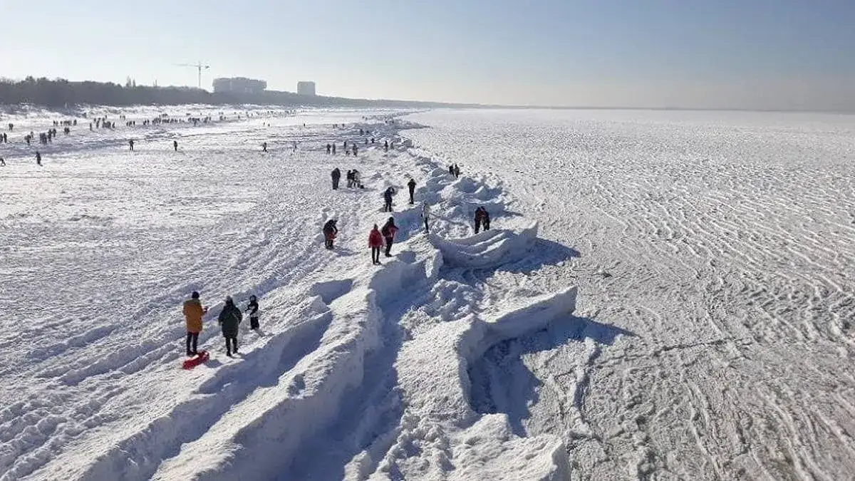 Czy morze zamarza? Fakty o zamarzaniu Bałtyku w zimie