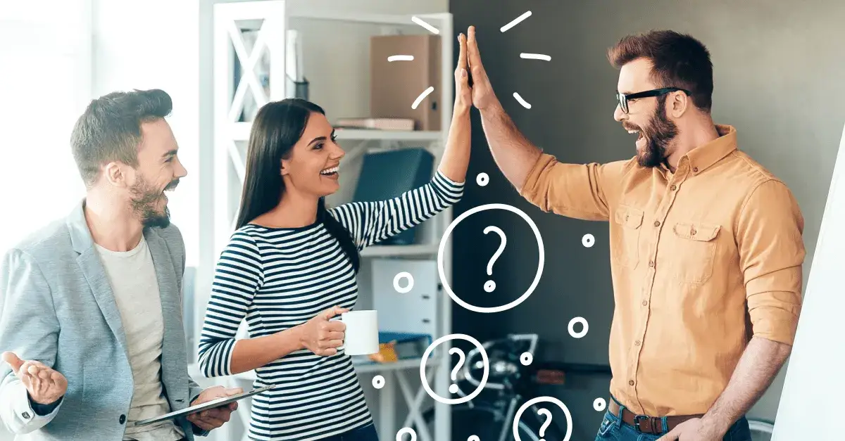 Pytania integracyjne, które przełamią lody i zbudują relacje w grupie