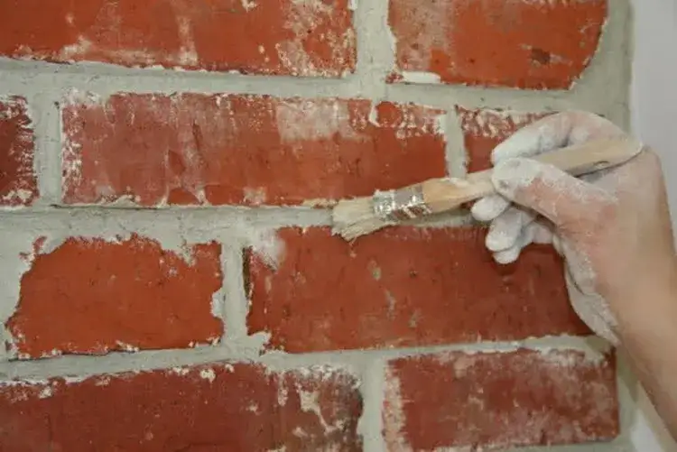 Jaką zaprawę do cegły rozbiórkowej wybrać, aby uniknąć błędów?