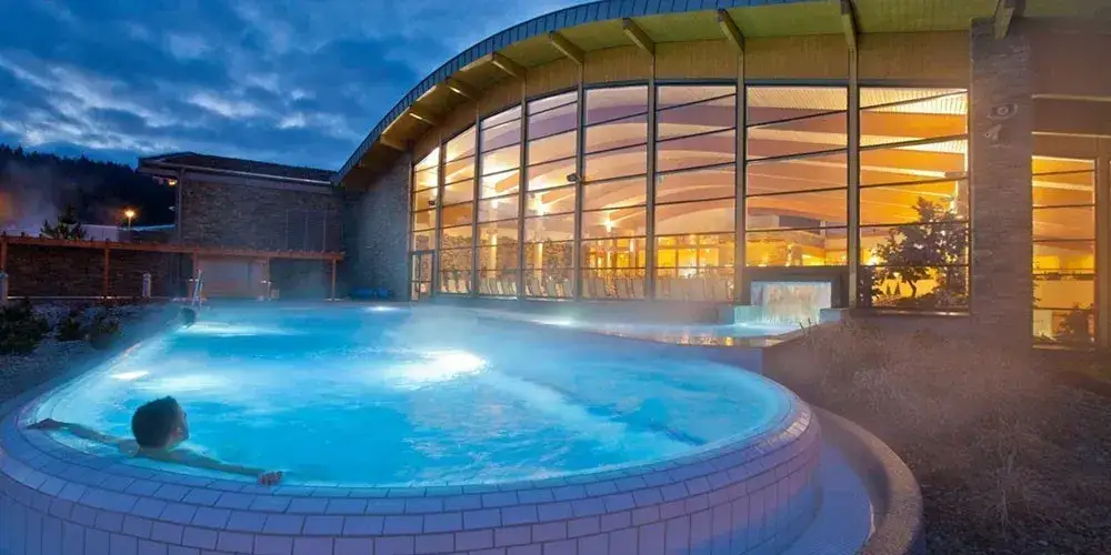 Białka Tatrzańska czy Bukowina? Narty, termy, rodziny co wybrać?