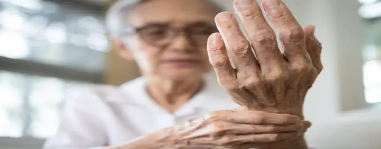 Skuteczne leki homeopatyczne na stawy - ulga w bólu i sztywności