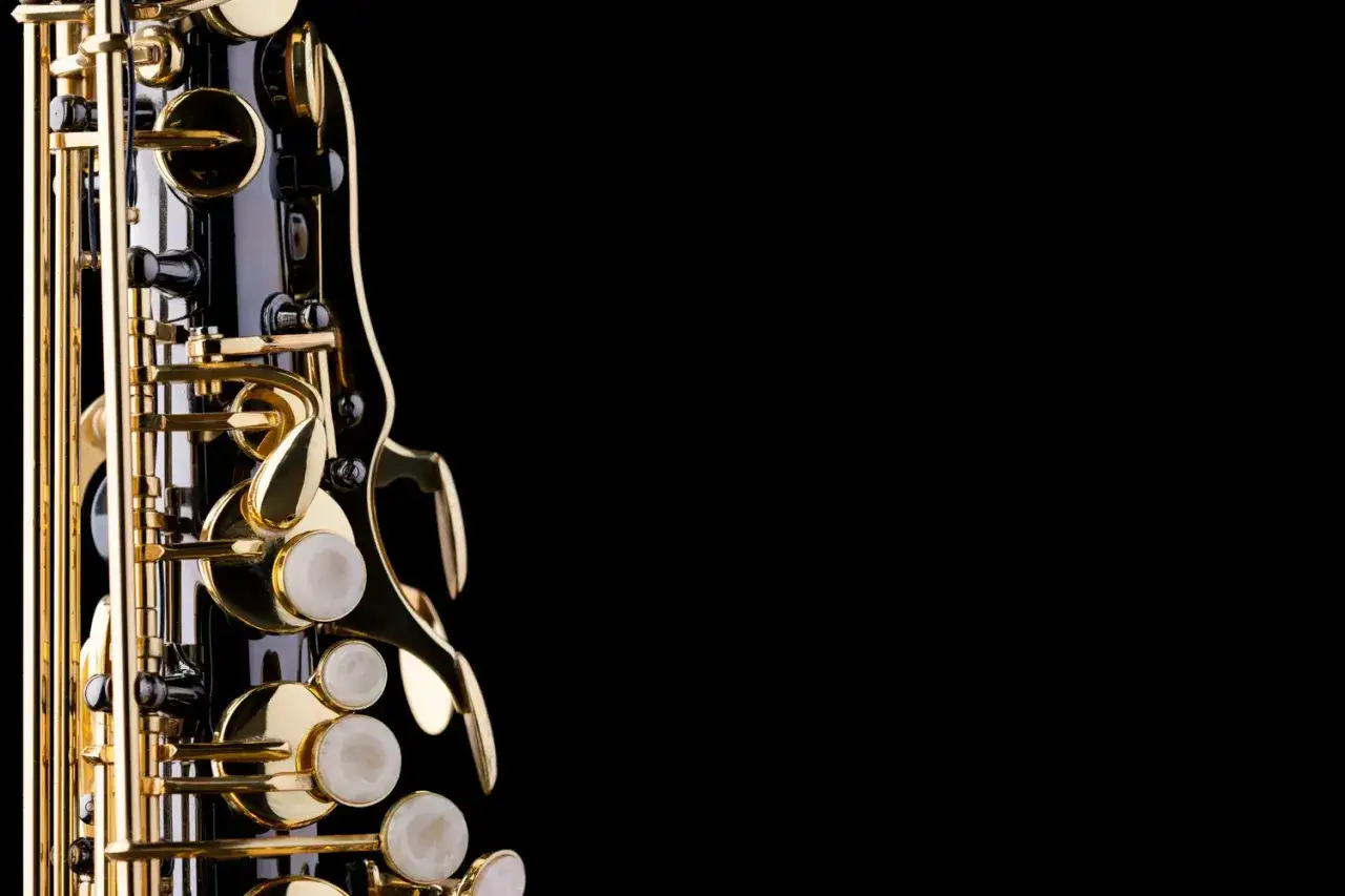 Nauka saksofonu: Ile trwa i jak przyspieszyć postępy?