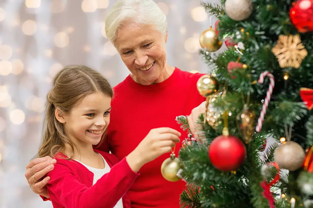Co kupić starszej osobie na święta, aby wywołać uśmiech?